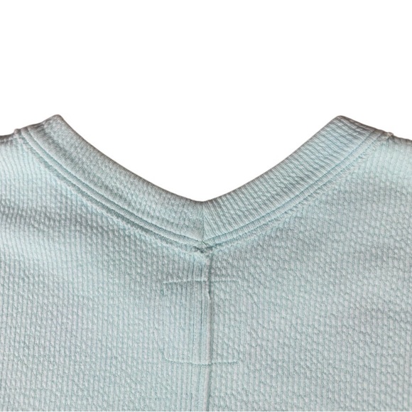 AERIE Wonder light blue textured sweatshirt women’s junior size small - Picture 14 of 17